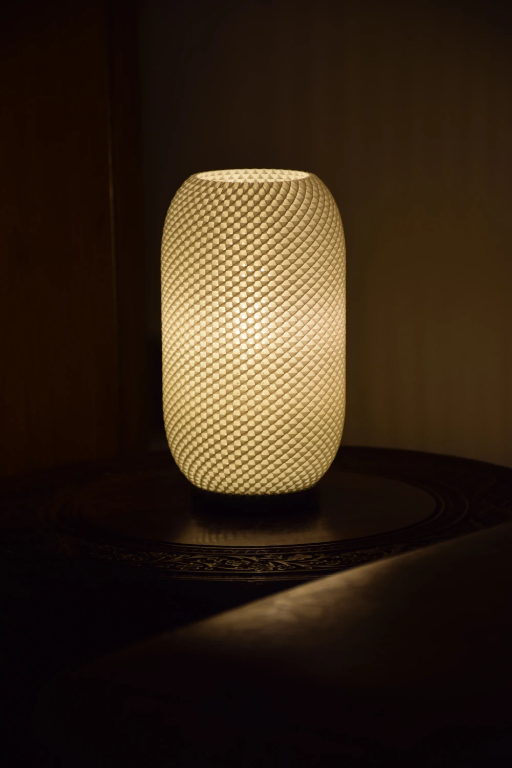 Pine Cone Lamp photo 4