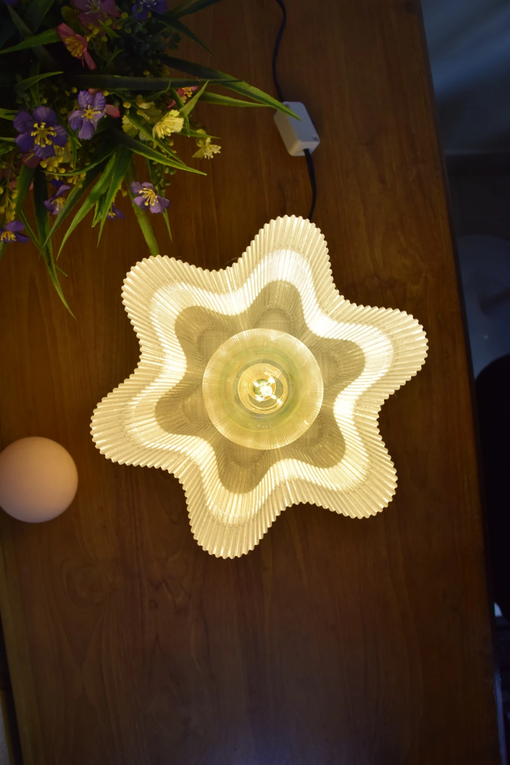 Wavy Lamp photo 4